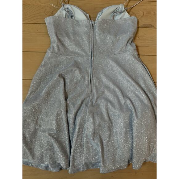 Spaghetti Strap Sweetheart Flared Party Dress Size XL. Powder Blue Dillards - Picture 8 of 9
